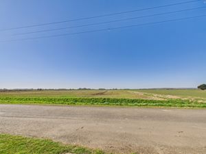 Open countryside views- click for photo gallery